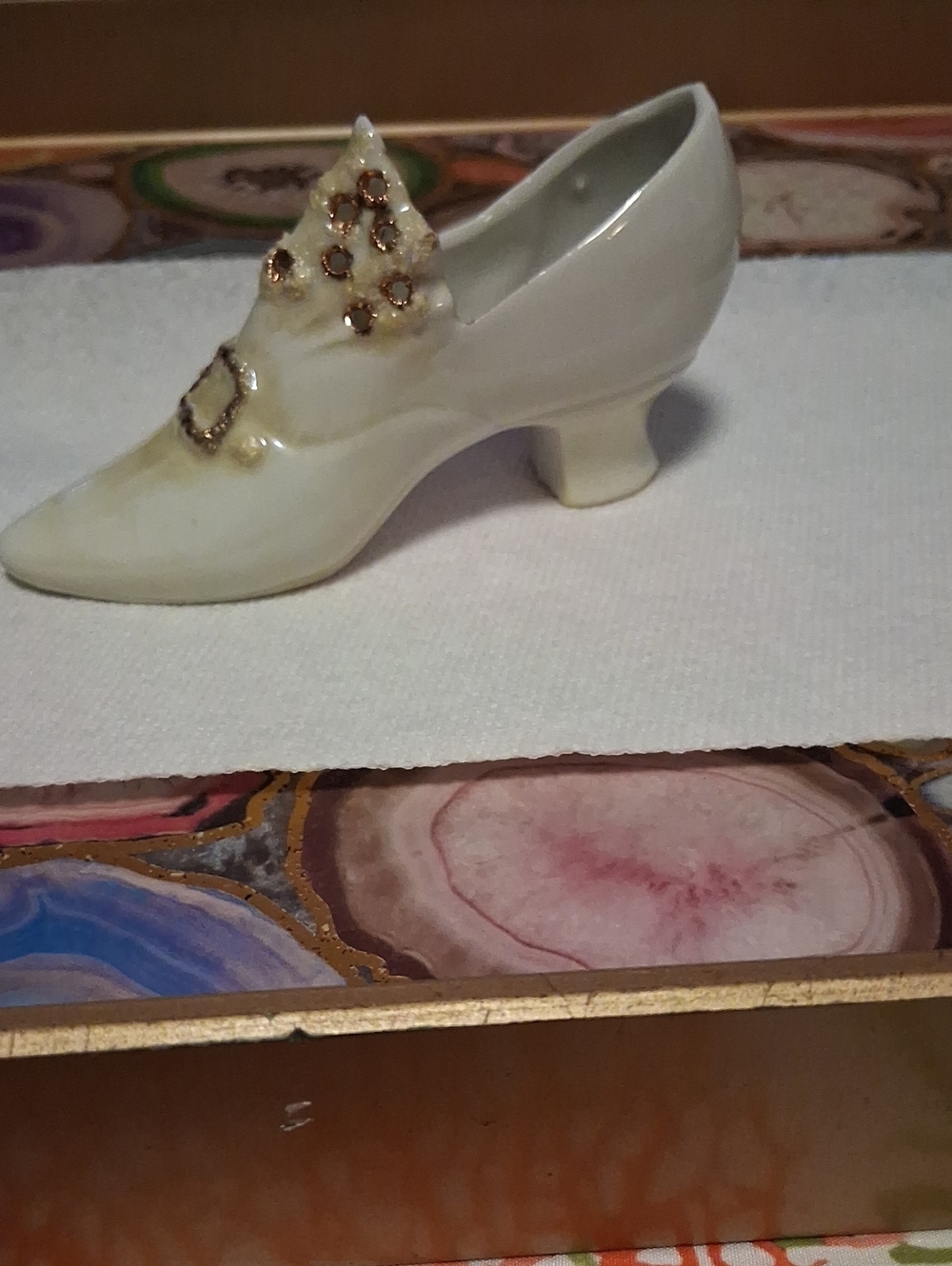 Elegant Cream Women's Heeled Pump with Gold Accents